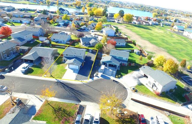 526 N Monarch Street, Moses Lake, WA 98837