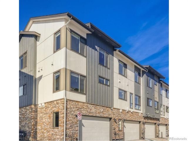 943 Schlagel Street, Fort Collins, CO 80524