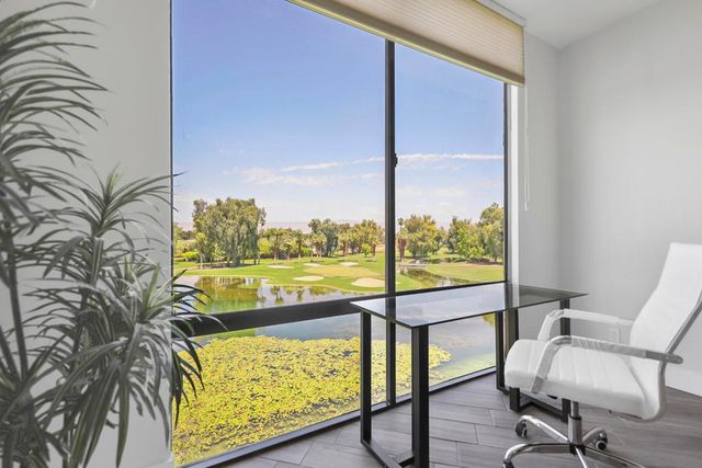 910 Island Drive 406, Rancho Mirage, CA 92270