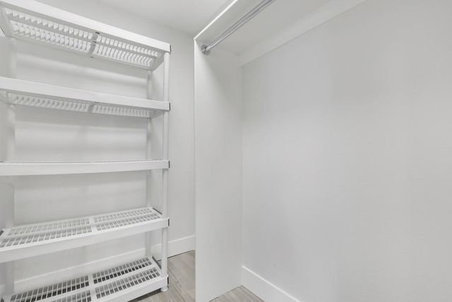 910 Island Drive 406, Rancho Mirage, CA 92270