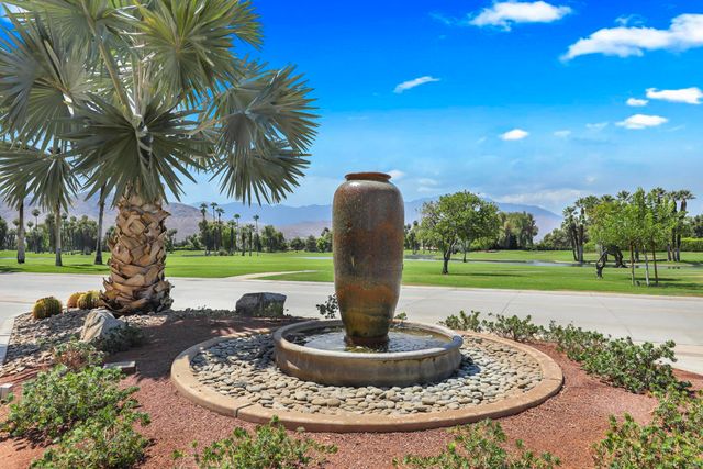 910 Island Drive 406, Rancho Mirage, CA 92270