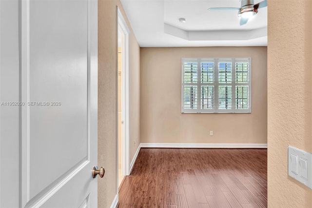 10865 NW 72nd Pl, Parkland, FL 33076