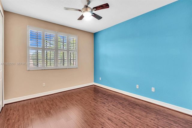 10865 NW 72nd Pl, Parkland, FL 33076