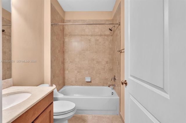 10865 NW 72nd Pl, Parkland, FL 33076