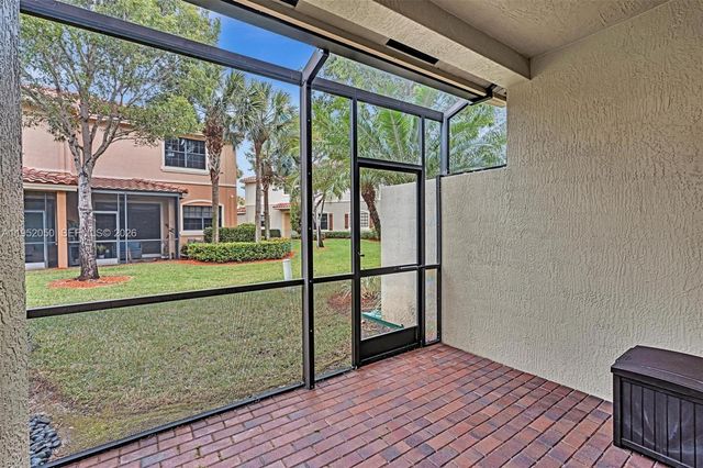 10865 NW 72nd Pl, Parkland, FL 33076