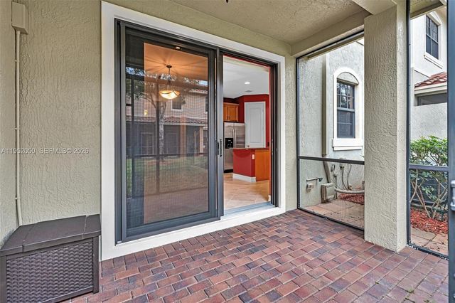 10865 NW 72nd Pl, Parkland, FL 33076