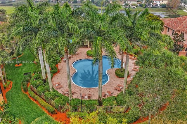 10865 NW 72nd Pl, Parkland, FL 33076