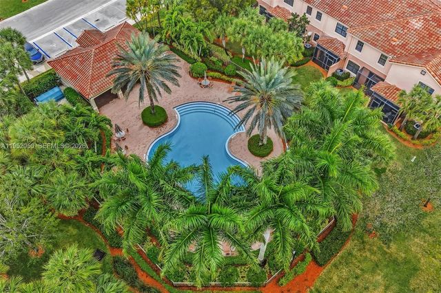 10865 NW 72nd Pl, Parkland, FL 33076