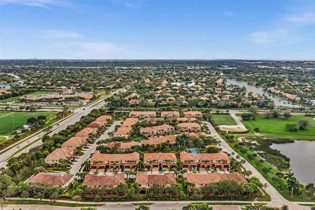 10865 NW 72nd Pl, Parkland, FL 33076