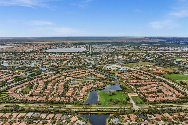 10865 NW 72nd Pl, Parkland, FL 33076