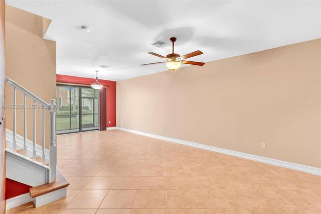 10865 NW 72nd Pl, Parkland, FL 33076