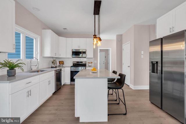 23 ARNOLD LN, Robbinsville, NJ 08691