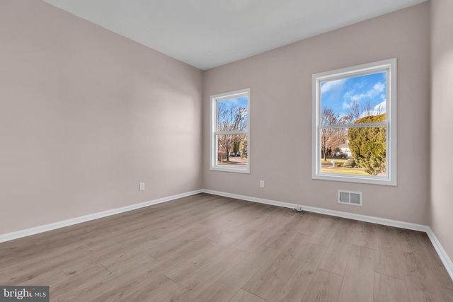 23 ARNOLD LN, Robbinsville, NJ 08691