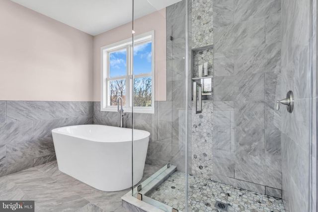 23 ARNOLD LN, Robbinsville, NJ 08691