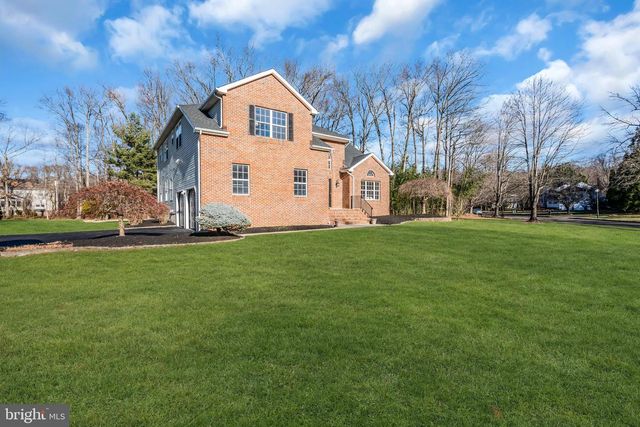 23 ARNOLD LN, Robbinsville, NJ 08691