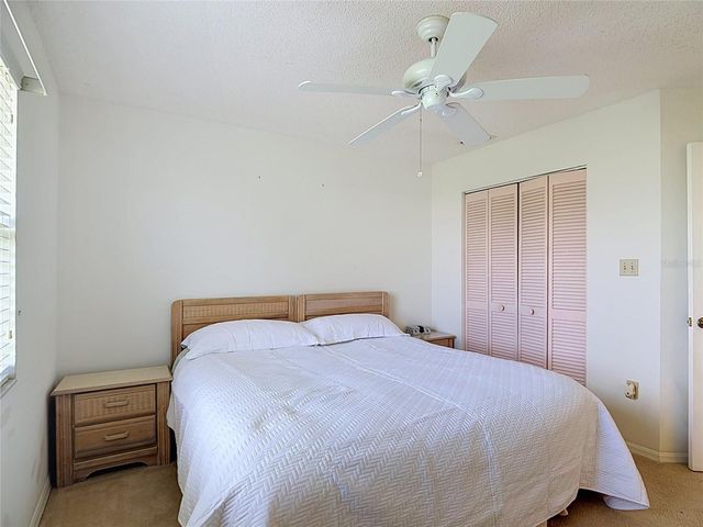 6121 KITTIWAKE DRIVE, Lakeland, FL 33809