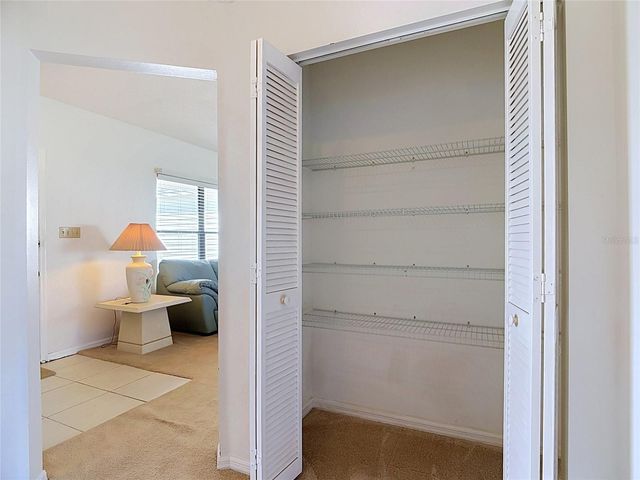 6121 KITTIWAKE DRIVE, Lakeland, FL 33809