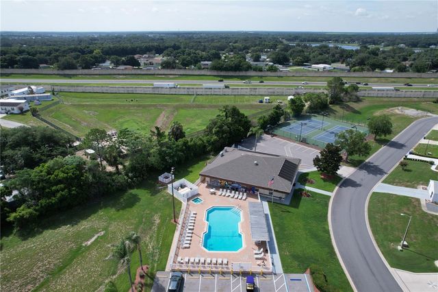 6121 KITTIWAKE DRIVE, Lakeland, FL 33809