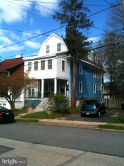 43 W ALBEMARLE AVE, Lansdowne, PA 19050