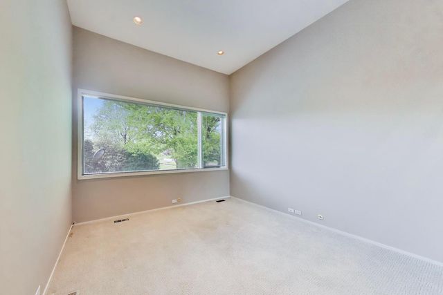 43 Overbrook Road, South Barrington, IL 60010