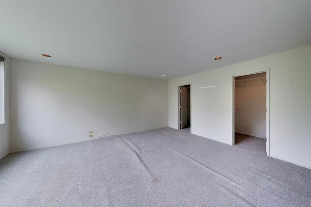 43 Overbrook Road, South Barrington, IL 60010
