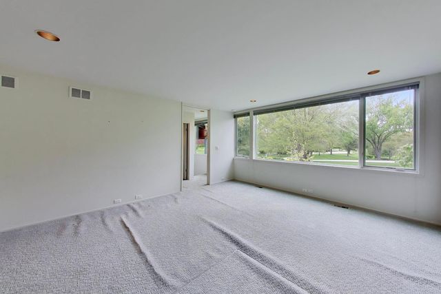 43 Overbrook Road, South Barrington, IL 60010