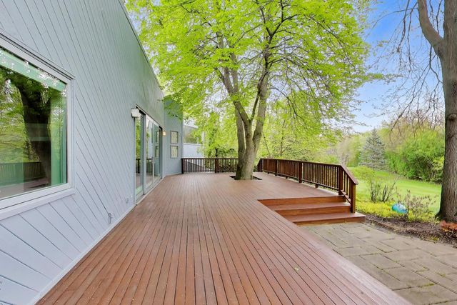 43 Overbrook Road, South Barrington, IL 60010