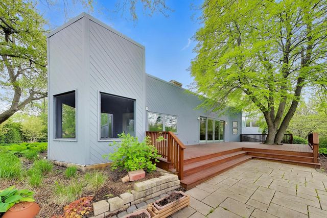 43 Overbrook Road, South Barrington, IL 60010