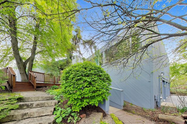 43 Overbrook Road, South Barrington, IL 60010