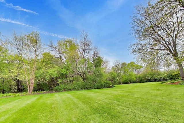 43 Overbrook Road, South Barrington, IL 60010