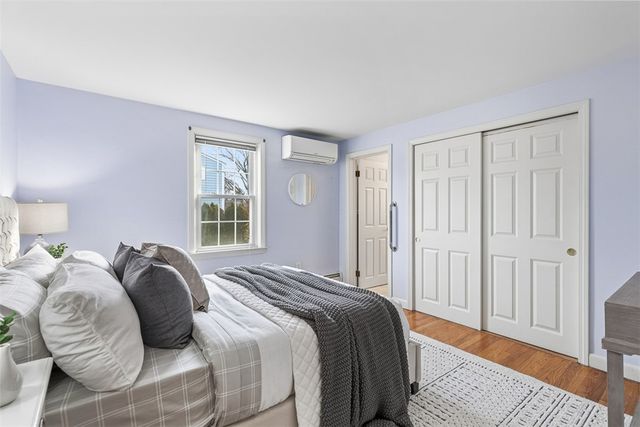 6 Ledge Road, Barrington, RI 02806