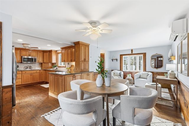 6 Ledge Road, Barrington, RI 02806