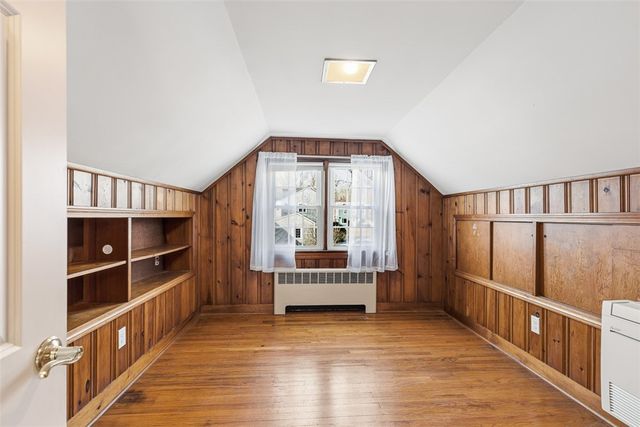 6 Ledge Road, Barrington, RI 02806