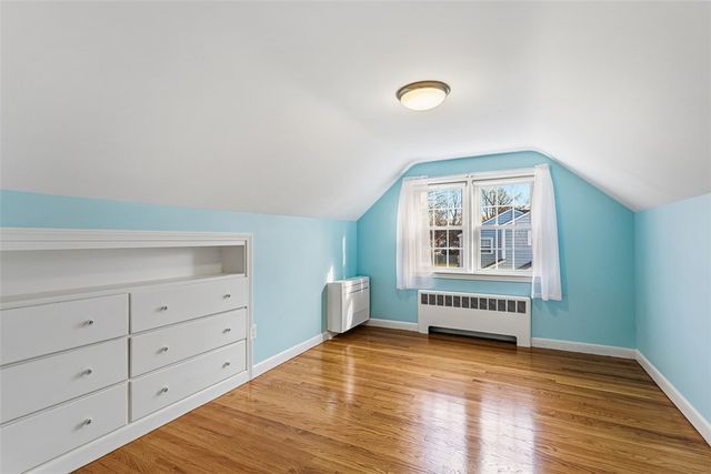 6 Ledge Road, Barrington, RI 02806