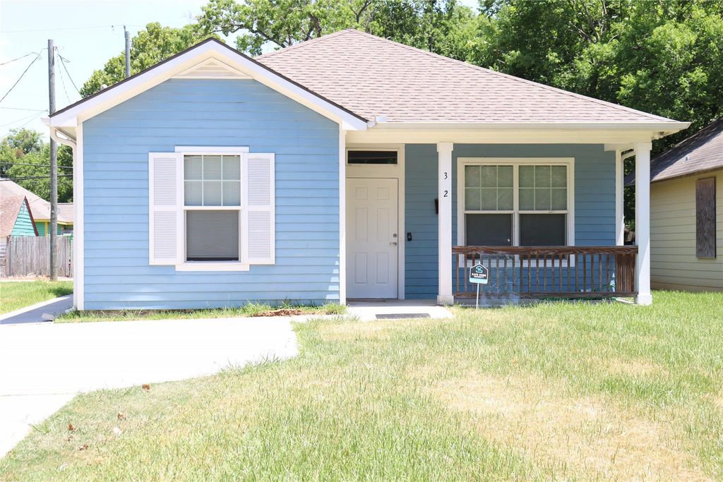 322 7th Avenue N, Texas City, TX 77590