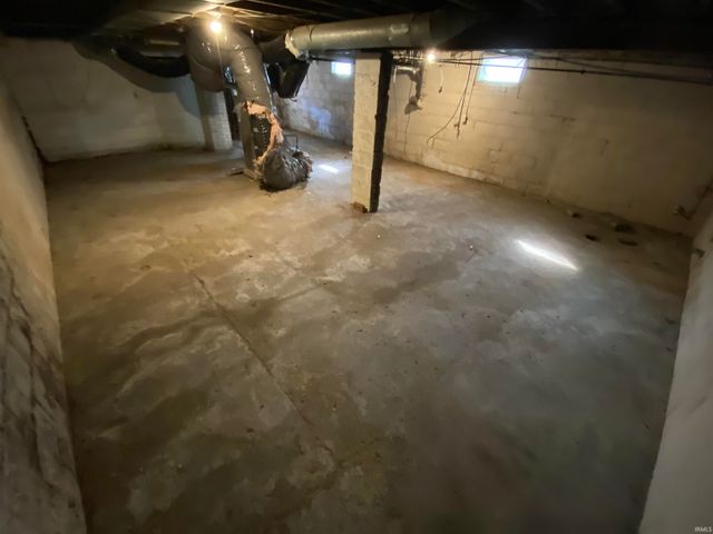 1514 Van Buren Street, South Bend, IN 46628