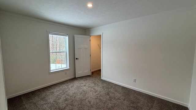 6 Berry Farms Road 64, Sturbridge, MA 01566