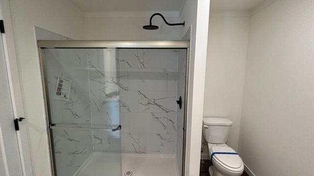 6 Berry Farms Road 64, Sturbridge, MA 01566