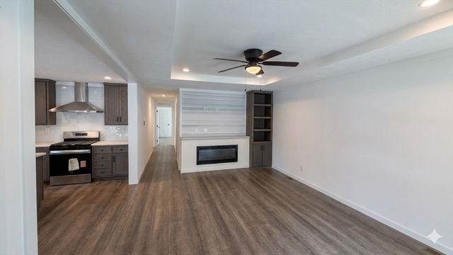 6 Berry Farms Road 64, Sturbridge, MA 01566