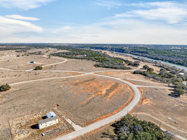 2157 River Shoals Road, Mineral Wells, TX 76067