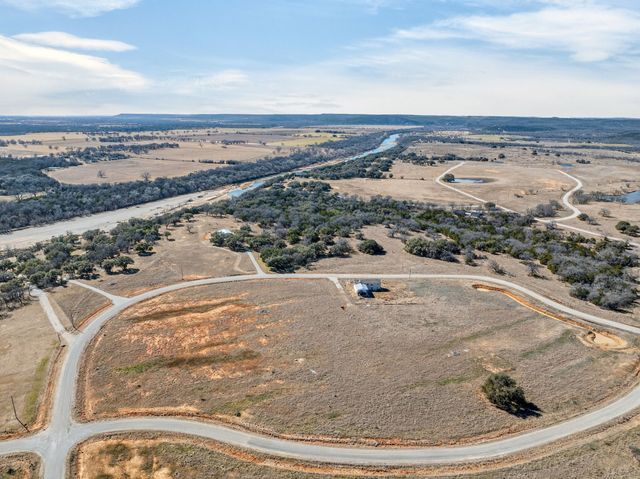 2157 River Shoals Road, Mineral Wells, TX 76067