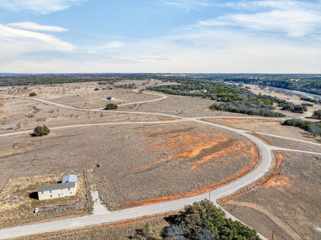 2157 River Shoals Road, Mineral Wells, TX 76067