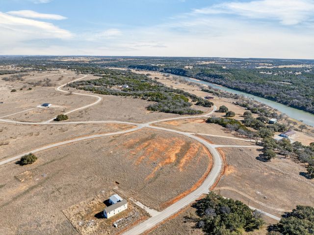2157 River Shoals Road, Mineral Wells, TX 76067