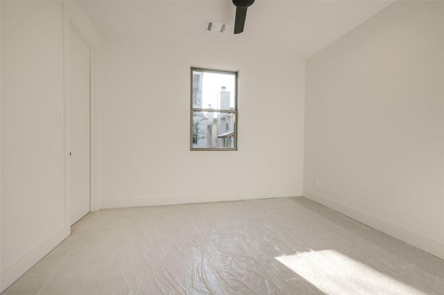 323 Malone Street, Houston, TX 77007