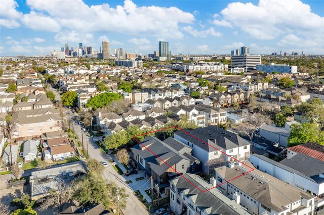 323 Malone Street, Houston, TX 77007