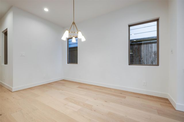 323 Malone Street, Houston, TX 77007