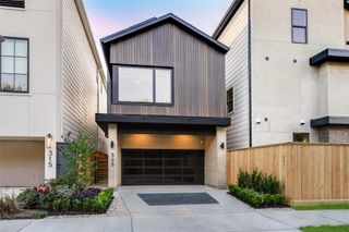 323 Malone Street, Houston, TX 77007