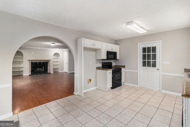2320 Crystal Court, Loganville, GA 30052