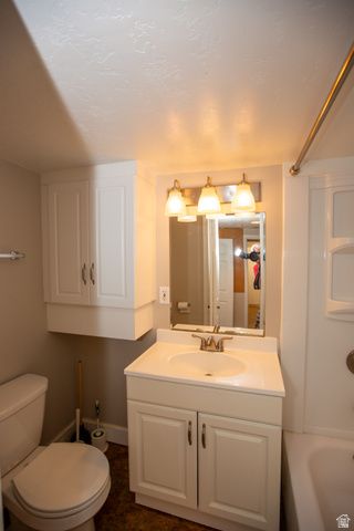 2651 E LINCOLN LN, Holladay, UT 84124
