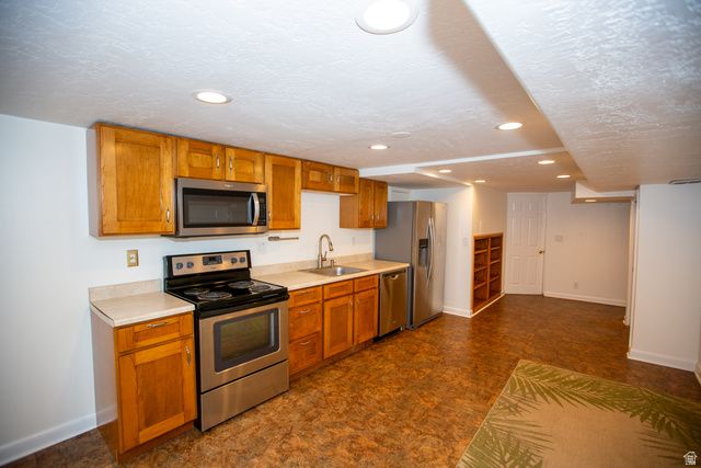 2651 E LINCOLN LN, Holladay, UT 84124